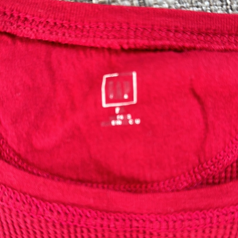 Gap Women’s Long Sleeve Red Thermal Size Medium - Picture 5 of 7